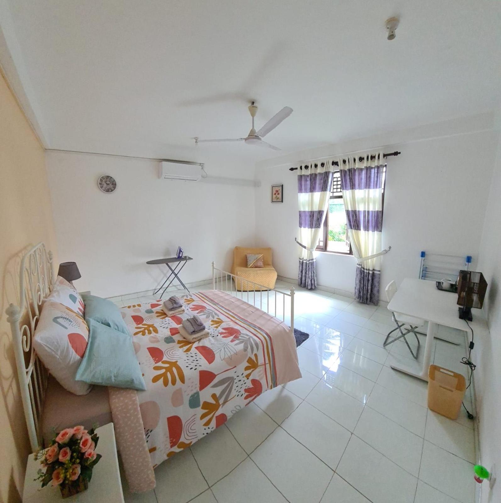 Ja-Elas French Touch Bed and Breakfast Δωμάτιο φωτογραφία